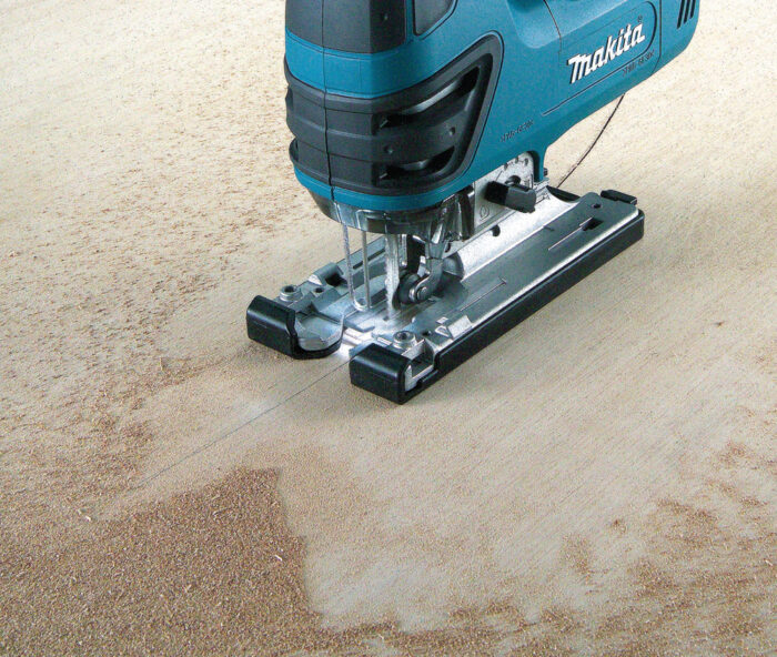 MAKITA WYRZYNARKA Z PODCINANIEM 4350FCT - obrazek 3